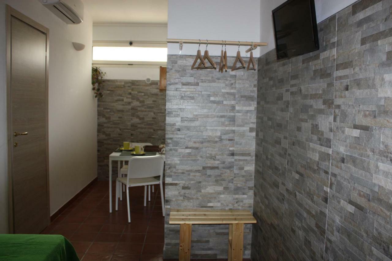 La Macchia Acomodação com café da manhã Melendugno Exterior foto
