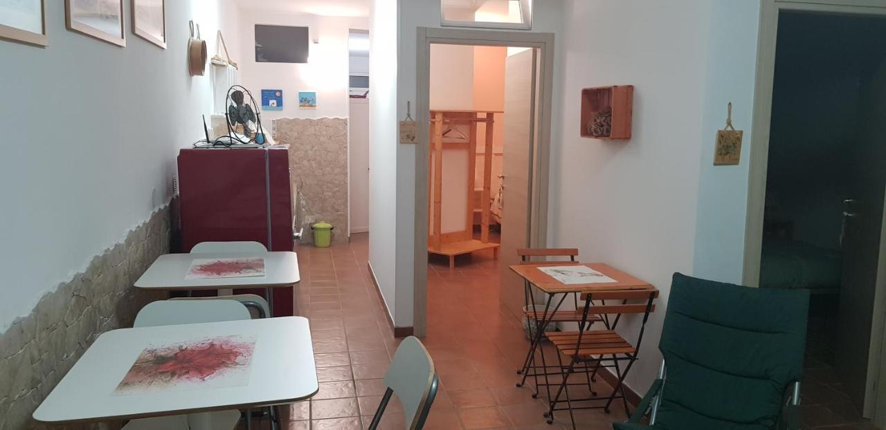 La Macchia Acomodação com café da manhã Melendugno Exterior foto